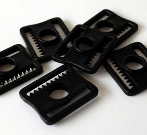 PLASTIKCLIP ZU TH MASKE (PRO STK.) | Sportsness.ch